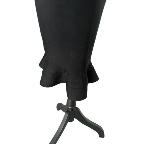 House of CB London SZ L black strapless cocktail dress with flare bottom - Picture 3 of 6